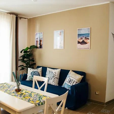 Marisa House Giardini-Naxos